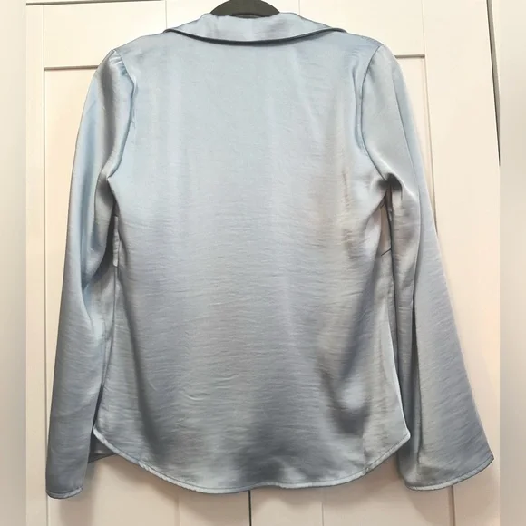 Light Blue Tie-Front Satin Polyester Blouse With Bell Sleeves Sz SM NEW! - Picture 2 of 6